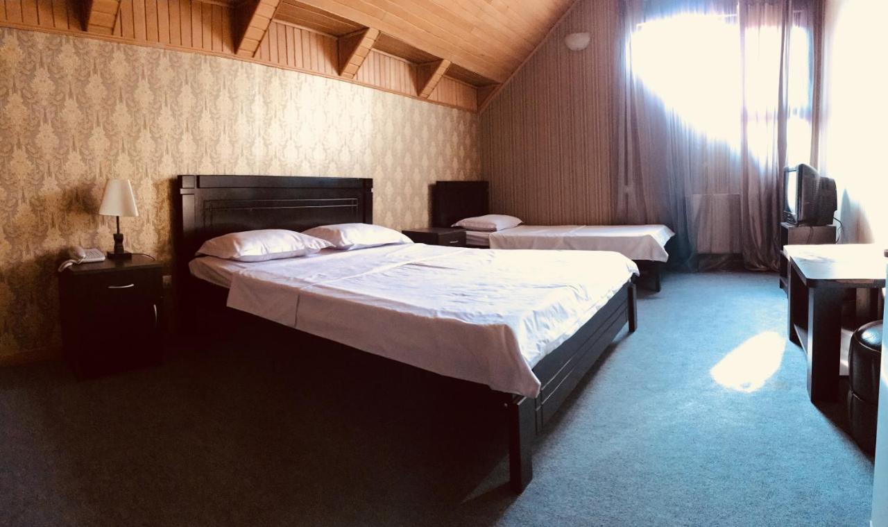 Hotel Nice Tbilisi ภายนอก รูปภาพ