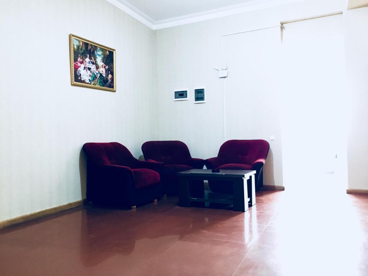 Hotel Nice Tbilisi ภายนอก รูปภาพ