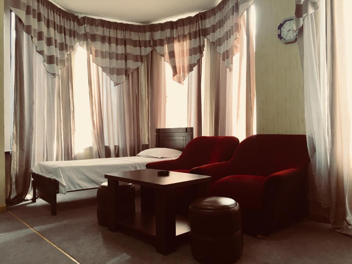 Hotel Nice Tbilisi ภายนอก รูปภาพ