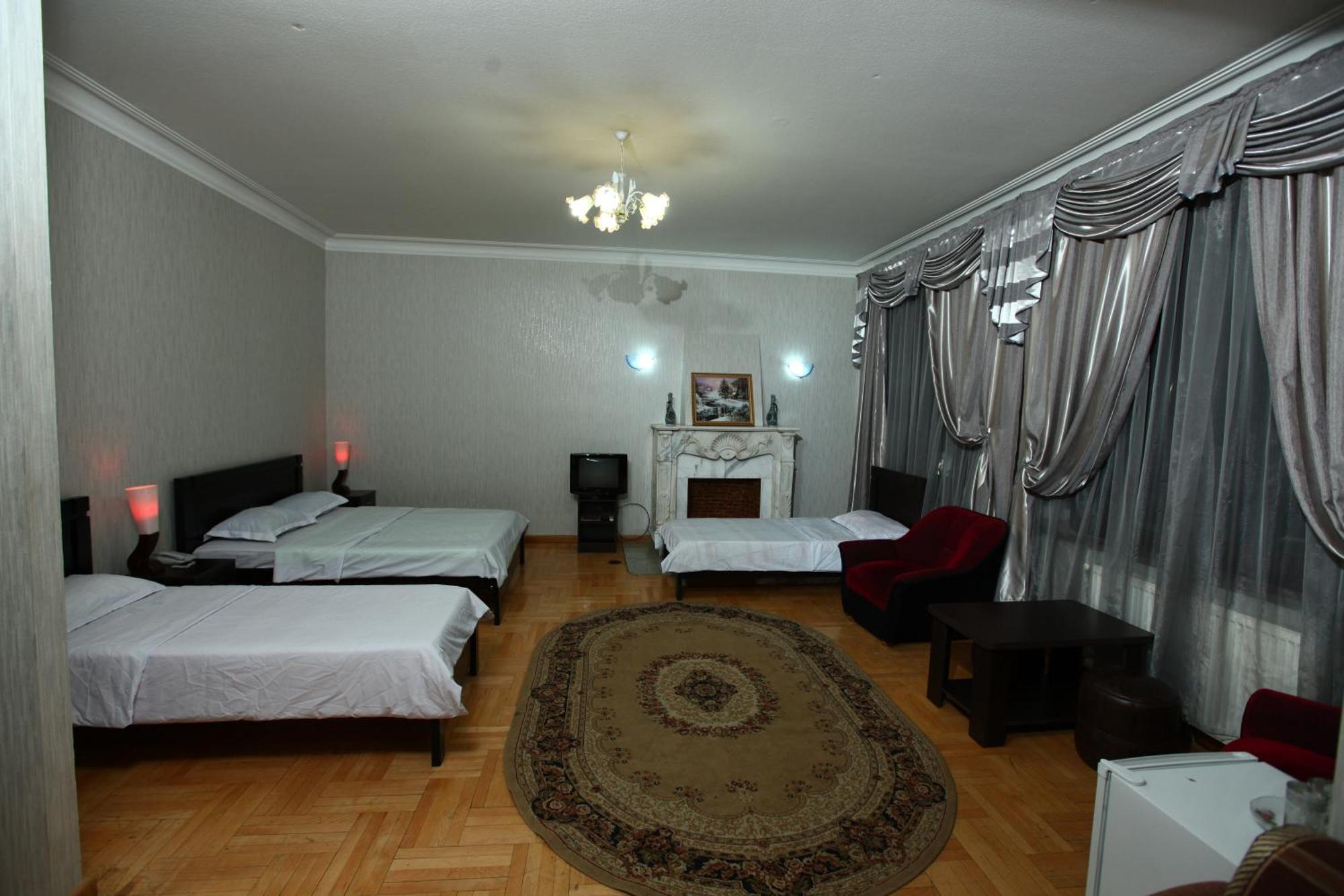 Hotel Nice Tbilisi ภายนอก รูปภาพ